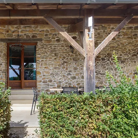 Ferienhaus Domaine De Bellac - Le Caleche Roussines